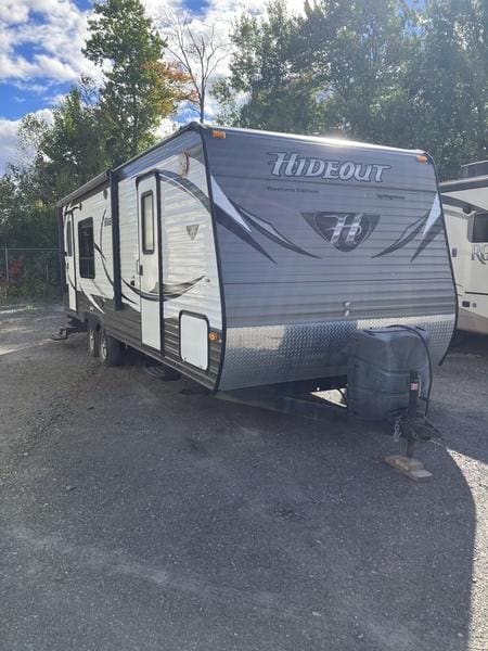 F1A31833-8D3B-40E8-BF4D-5FF6953206DF